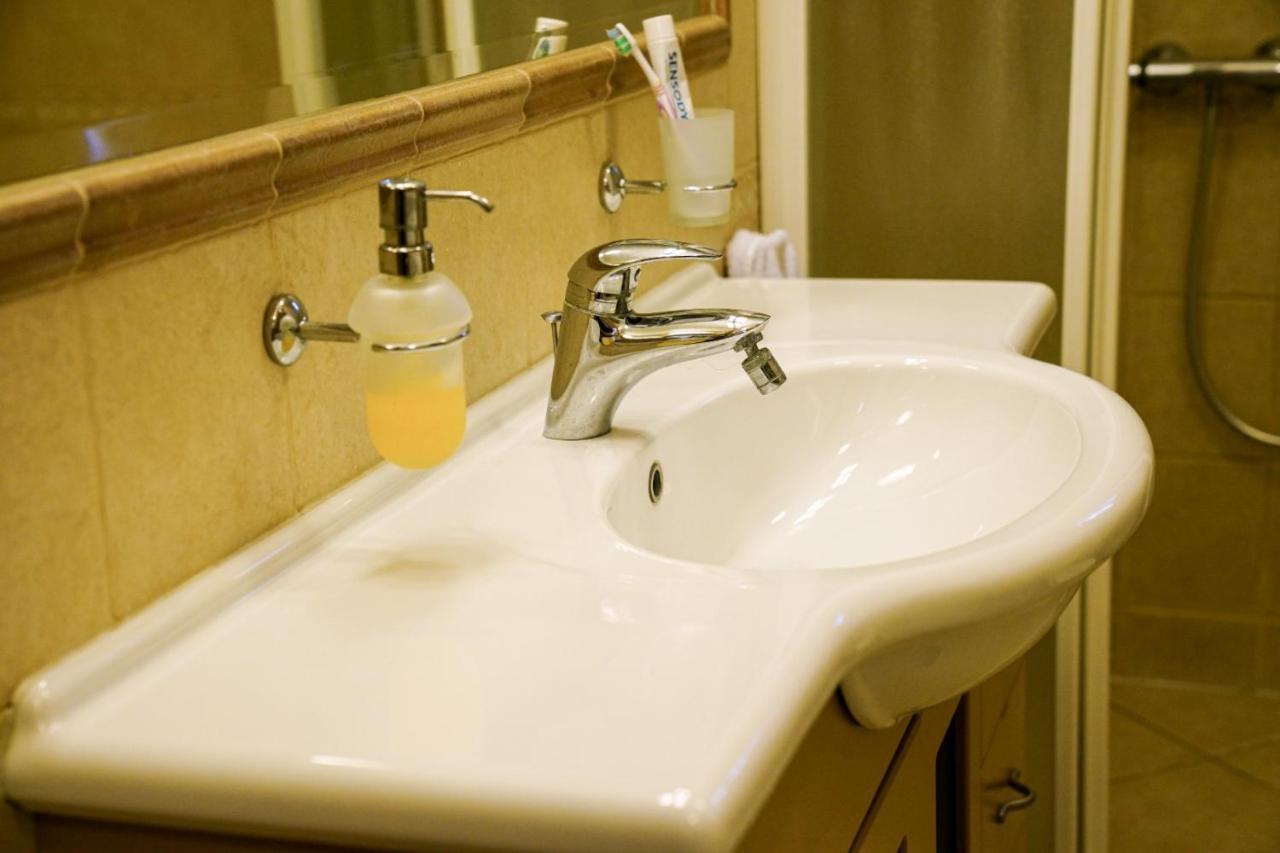 Skopjepad - Centrally Located, Stylish Pad エクステリア 写真